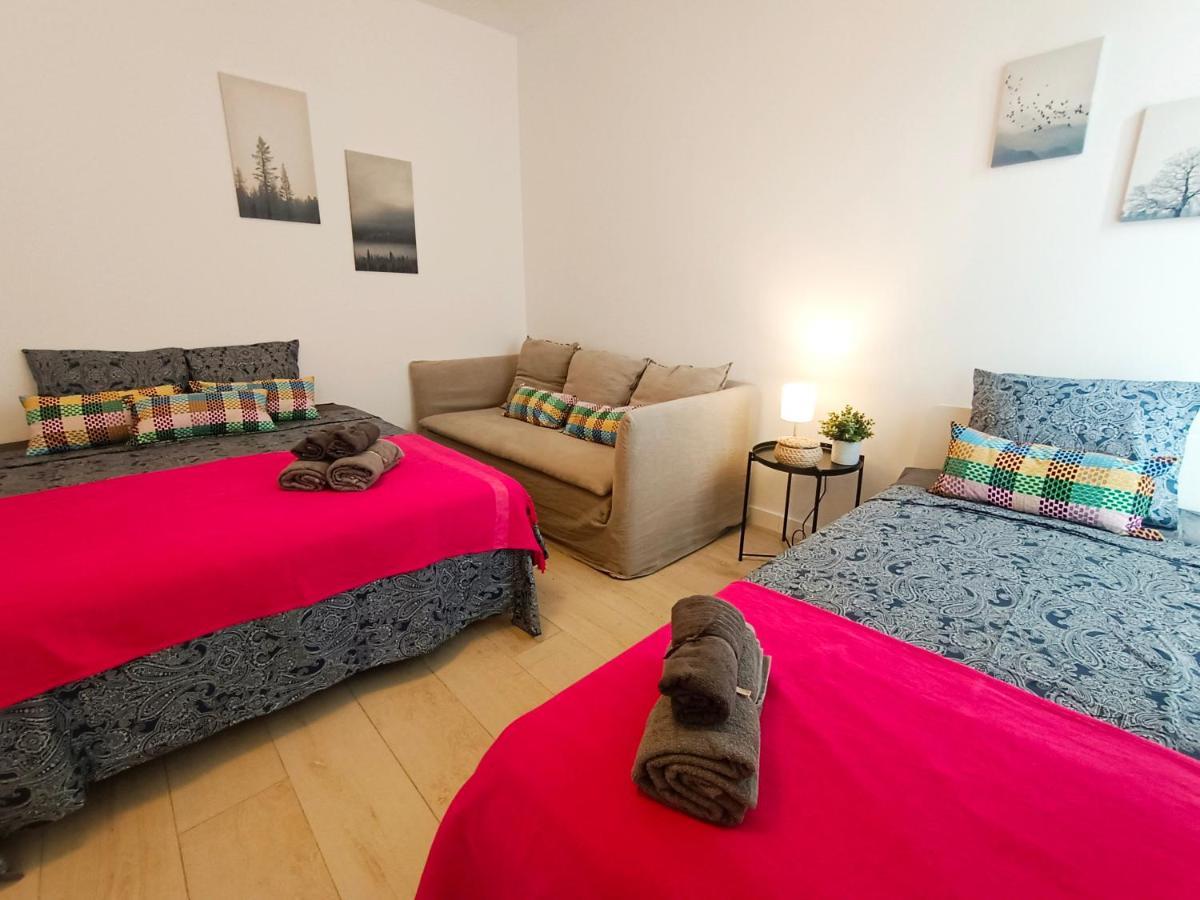 برشلونة By Plaza Universidad Rooms المظهر الخارجي الصورة