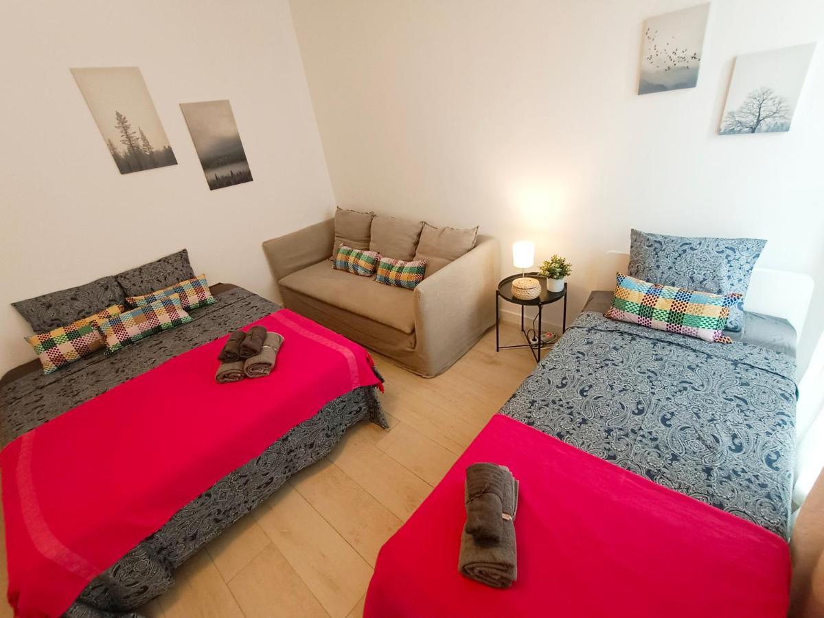 برشلونة By Plaza Universidad Rooms المظهر الخارجي الصورة